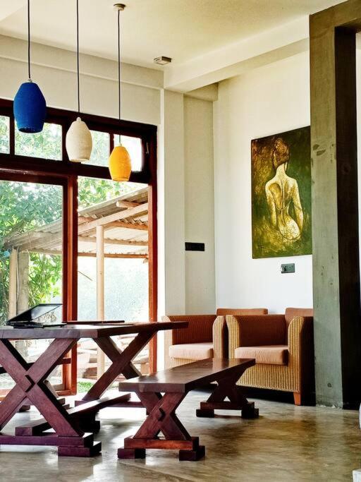 Aurora Lagoon Front Negombo Bagian luar foto